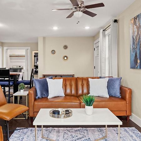 Divine Cargo Apartment San Antonio Luaran gambar