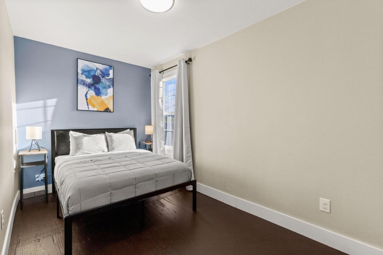 Divine Cargo Apartment San Antonio Luaran gambar