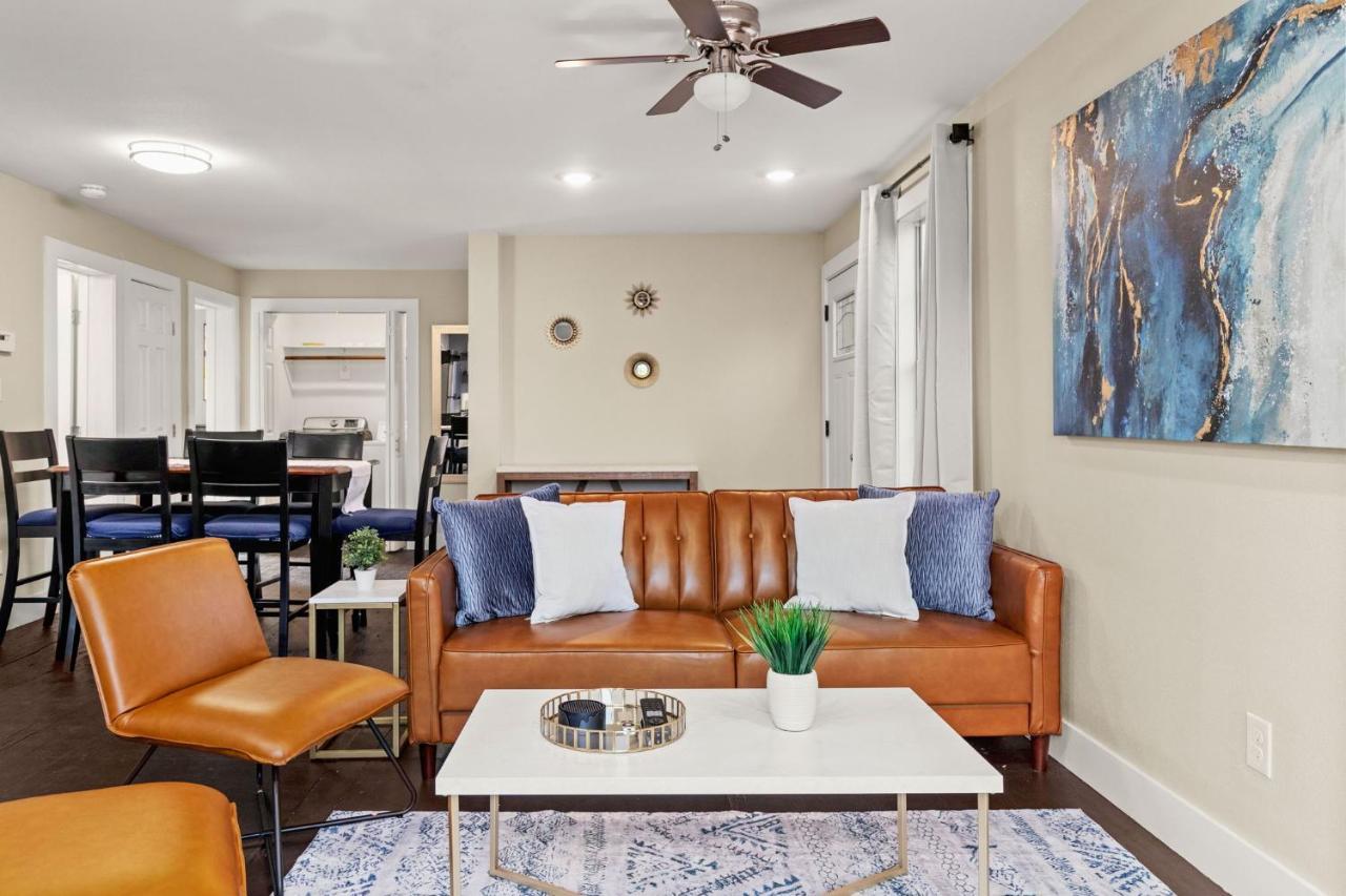 Divine Cargo Apartment San Antonio Luaran gambar